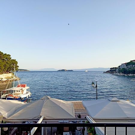 Ps House Old Port - Ps Rental Skiathos Town Bagian luar foto